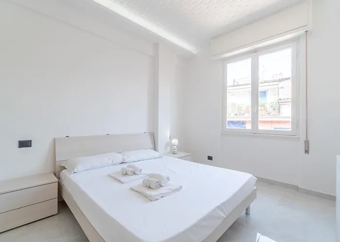 Ligurian Vacation! Functional Flat *