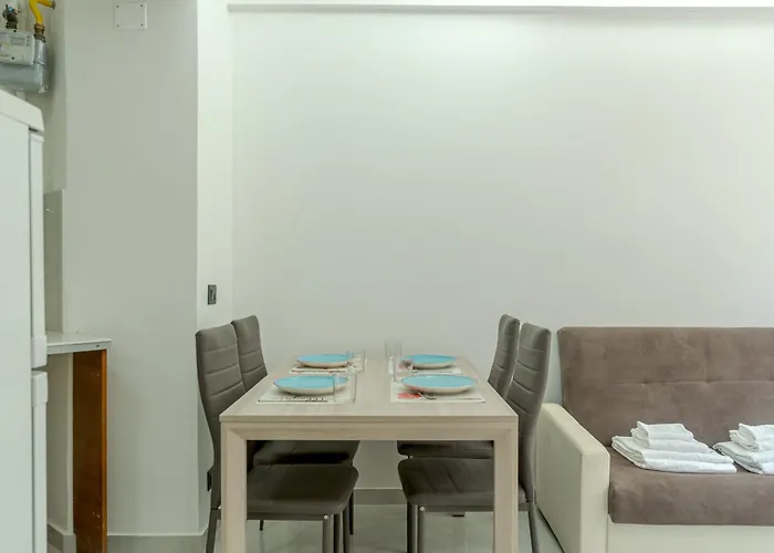 Ligurian Vacation! Functional Flat